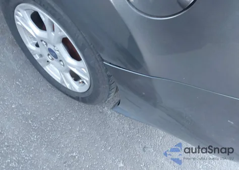 2015 Ford Fiesta Se из США, поврежденный, VIN 3FADP4BJ8FM153165